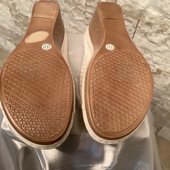 Good Choice (GC) Juliet Wedge Sandals - Picture 6 of 7